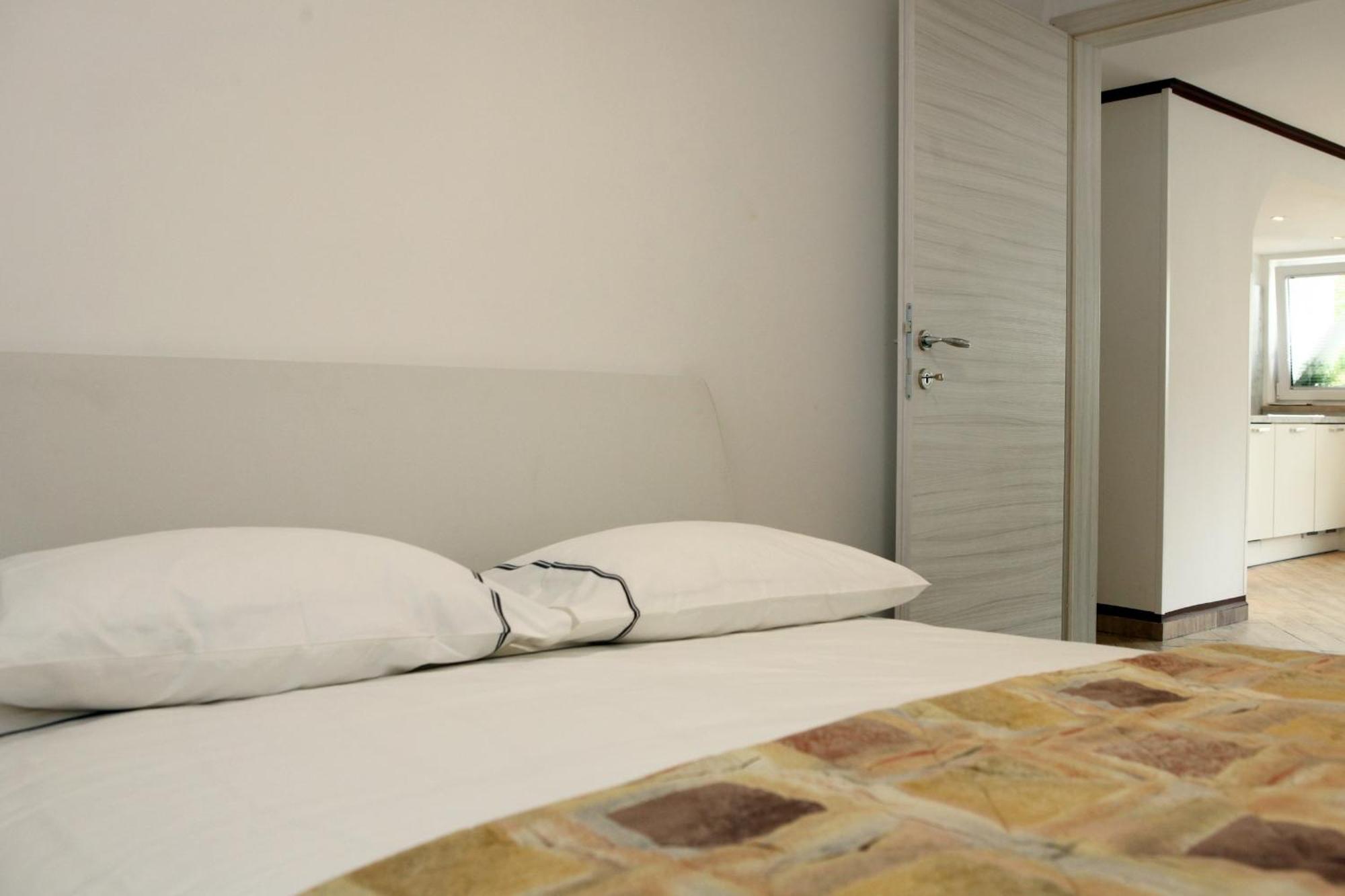 Apartments Nadia Portoroz Nk Ruang foto
